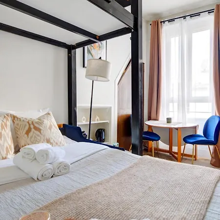 Bnbnook - Charming Steps From Pompidou Apartman *